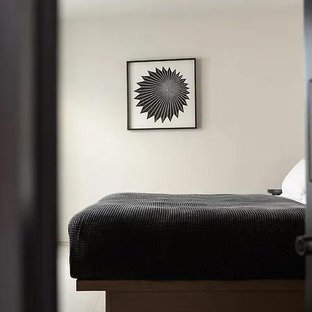 Cubic Mykonos Seafront Design ホテル オルノス