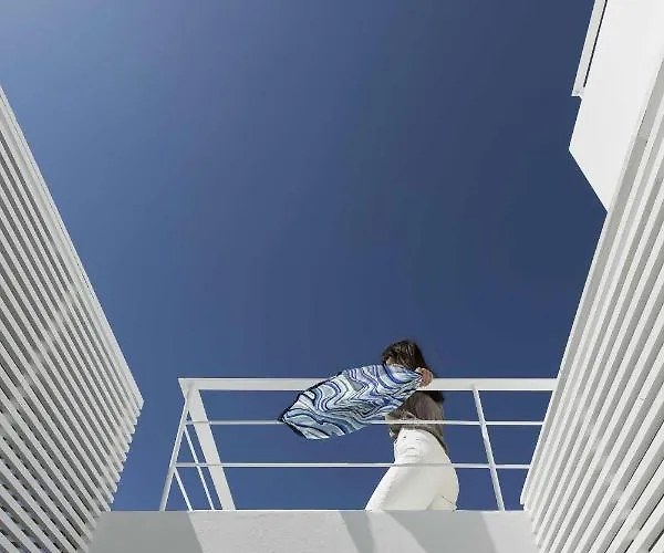 Cubic Mykonos Seafront Design فندق