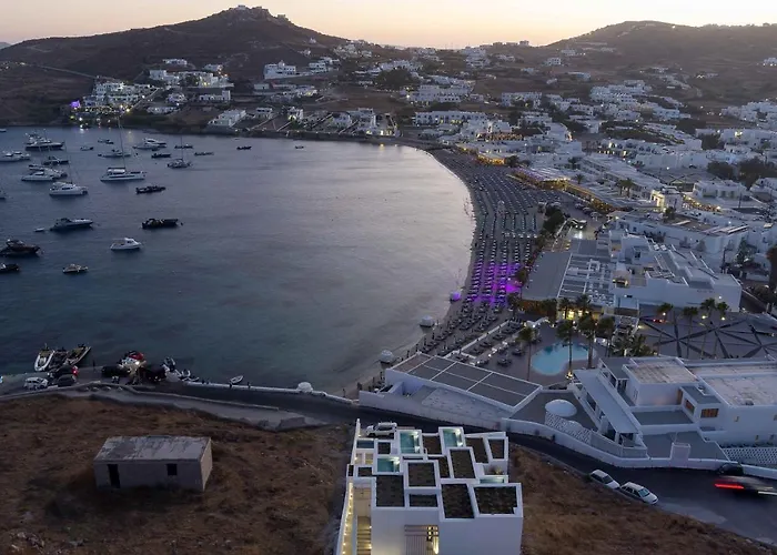 Cubic Mykonos Seafront Design * أورنوس