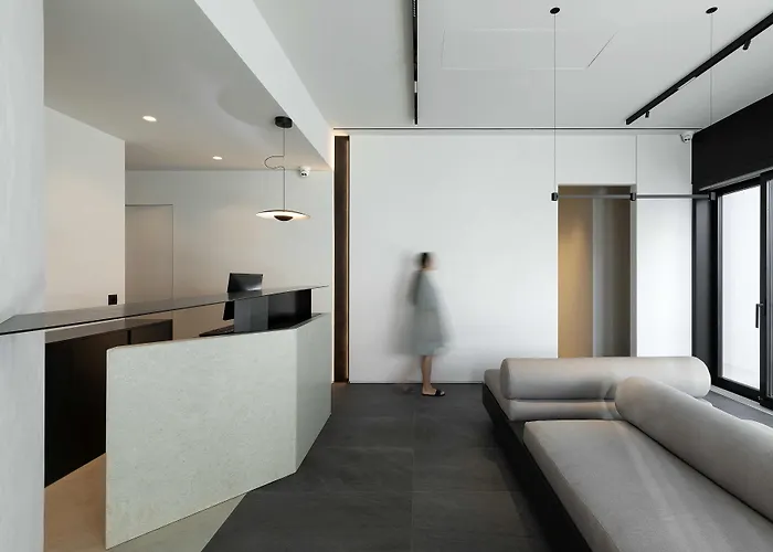 Cubic Mykonos Seafront Design Hotel *