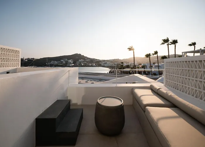 Cubic Mykonos Seafront Design فندق أورنوس