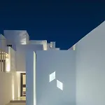 Cubic Mykonos Seafront Design Hotell Ornos (Mykonos)
