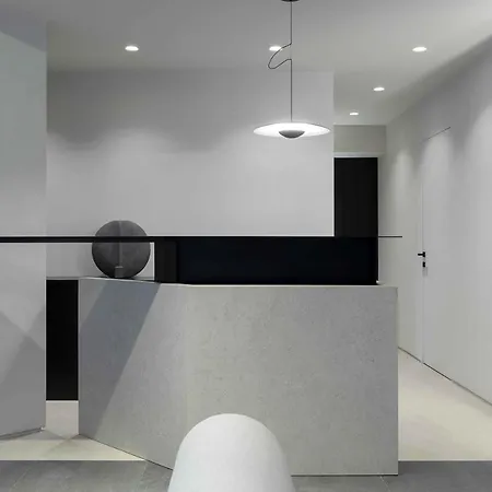 Cubic Mykonos Seafront Design * אורנוס