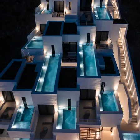 Cubic Mykonos Seafront Design 오르노스