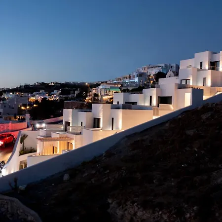 Cubic Mykonos Seafront Design * אורנוס