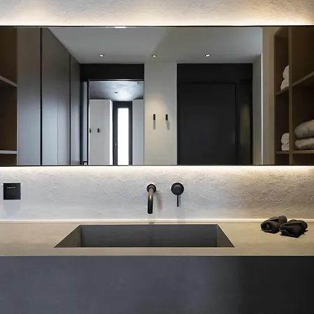 Cubic Mykonos Seafront Design מלון