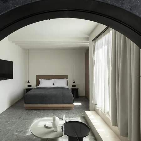 Cubic Mykonos Seafront Design 호텔