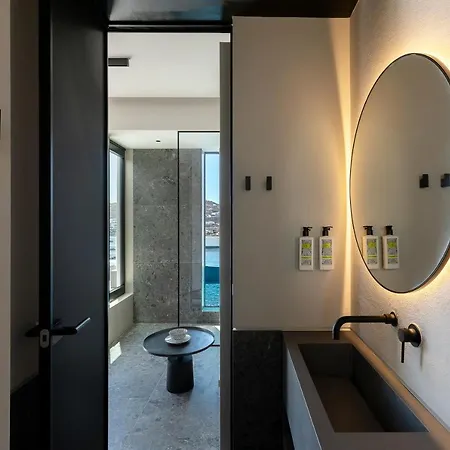 Cubic Mykonos Seafront Design Ornósz