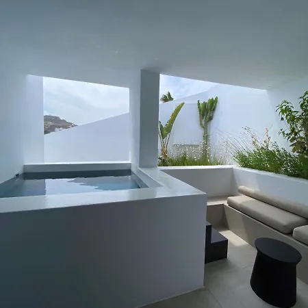 Cubic Mykonos Seafront Design Szálloda Ornósz