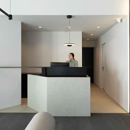 호텔 Cubic Mykonos Seafront Design 오르노스