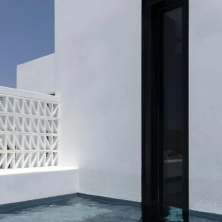 호텔 Cubic Mykonos Seafront Design 오르노스