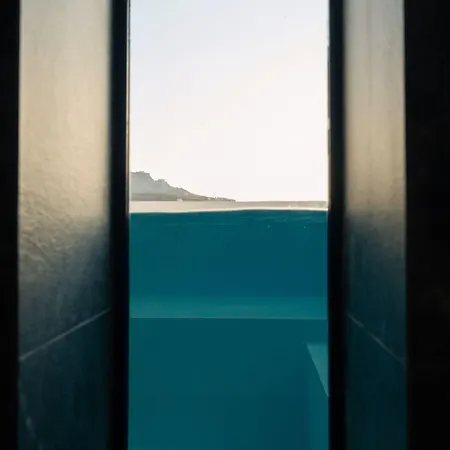 호텔 Cubic Mykonos Seafront Design *