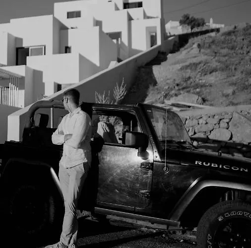 Cubic Mykonos Seafront Design Ornos (Mykonos)