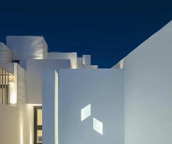 Cubic Mykonos Seafront Design Hotel Ornos (Mykonos)