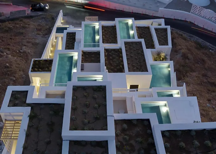 Cubic Mykonos Seafront Design Hotel *