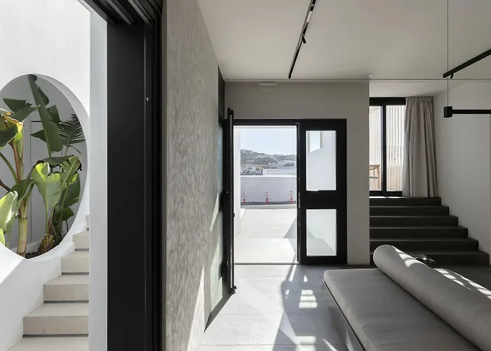 Cubic Mykonos Seafront Design Ornos (Mykonos)